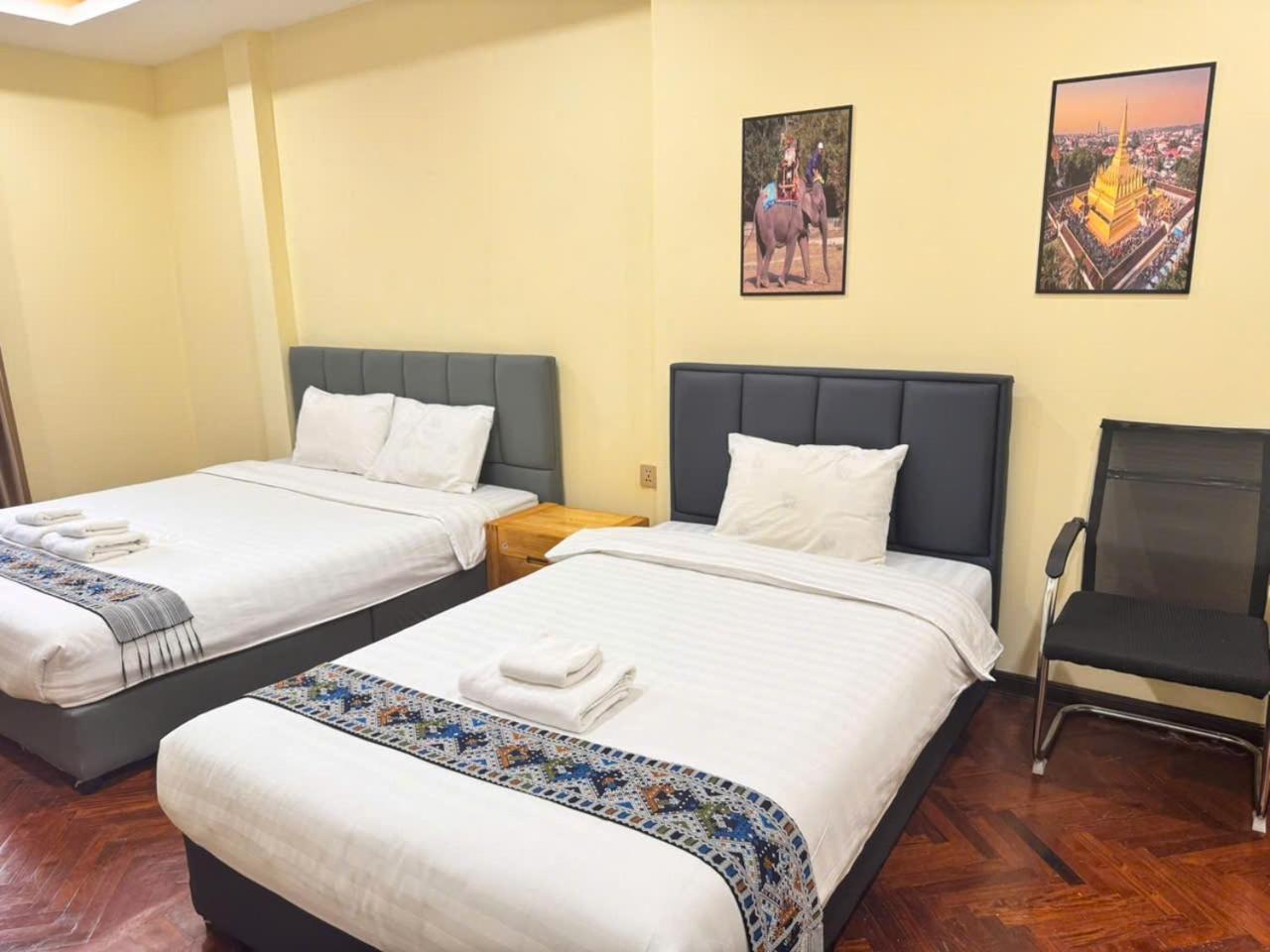 Yula Hotel Thatluang Vientiane Exterior photo